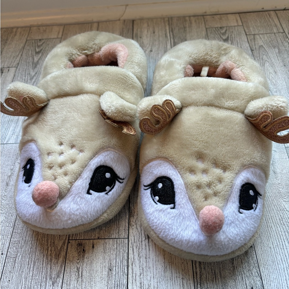 Justice Reindeer Slippers Medium/6-7 Glitter Antler Detail, Super Comfy